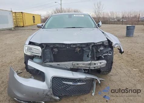 2016 Chrysler 300 Limited из США, поврежденный, VIN 2C3CCARG4GH270546